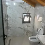 게스트하우스 Andersoni Dhoma Plazhi Andersoni 3*